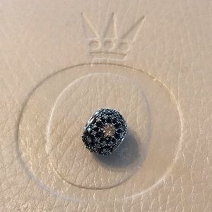 RETIRED Pandora Charm - Inner Radiance